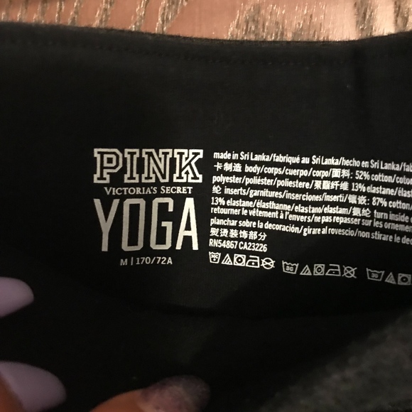 clothes - Picture 6 of 6